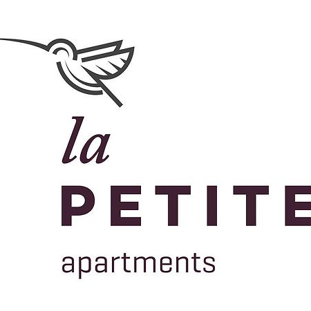 La Petite Apartments Гданск Екстериор снимка