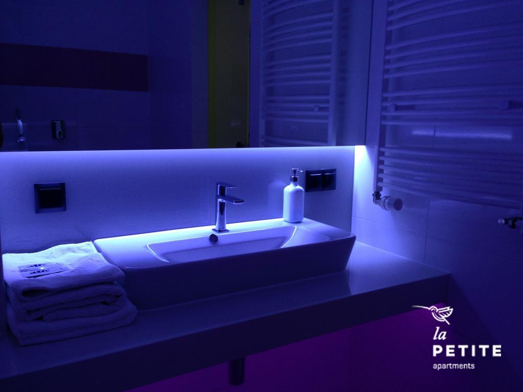 La Petite Apartments Гданск Стая снимка