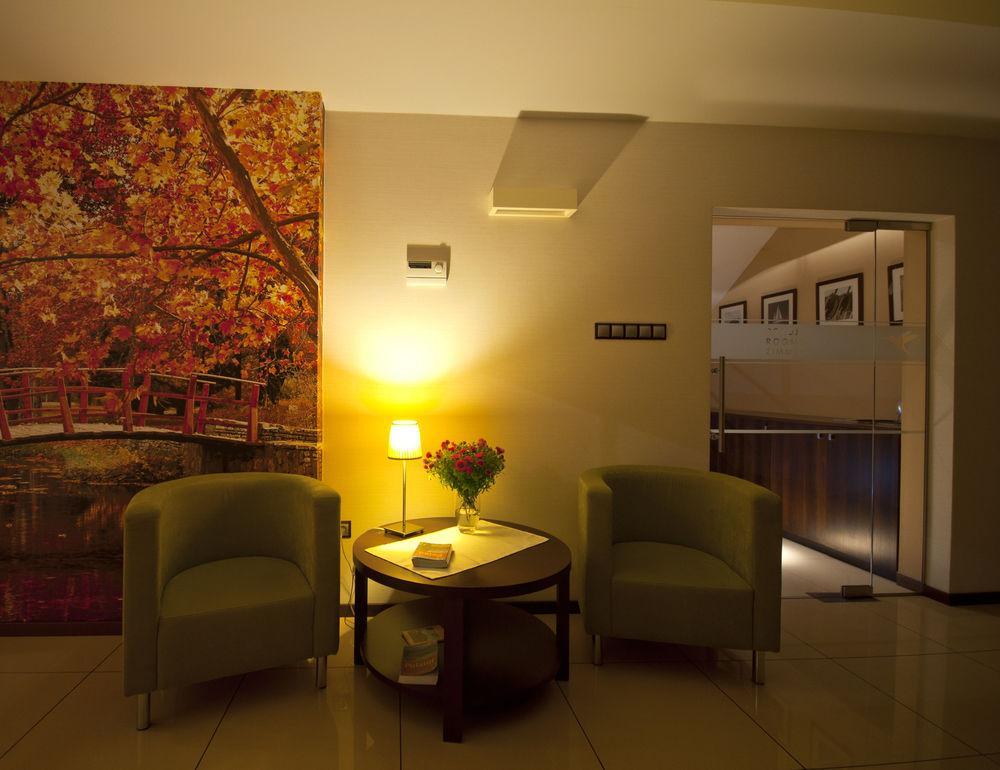 La Petite Apartments Гданск Екстериор снимка