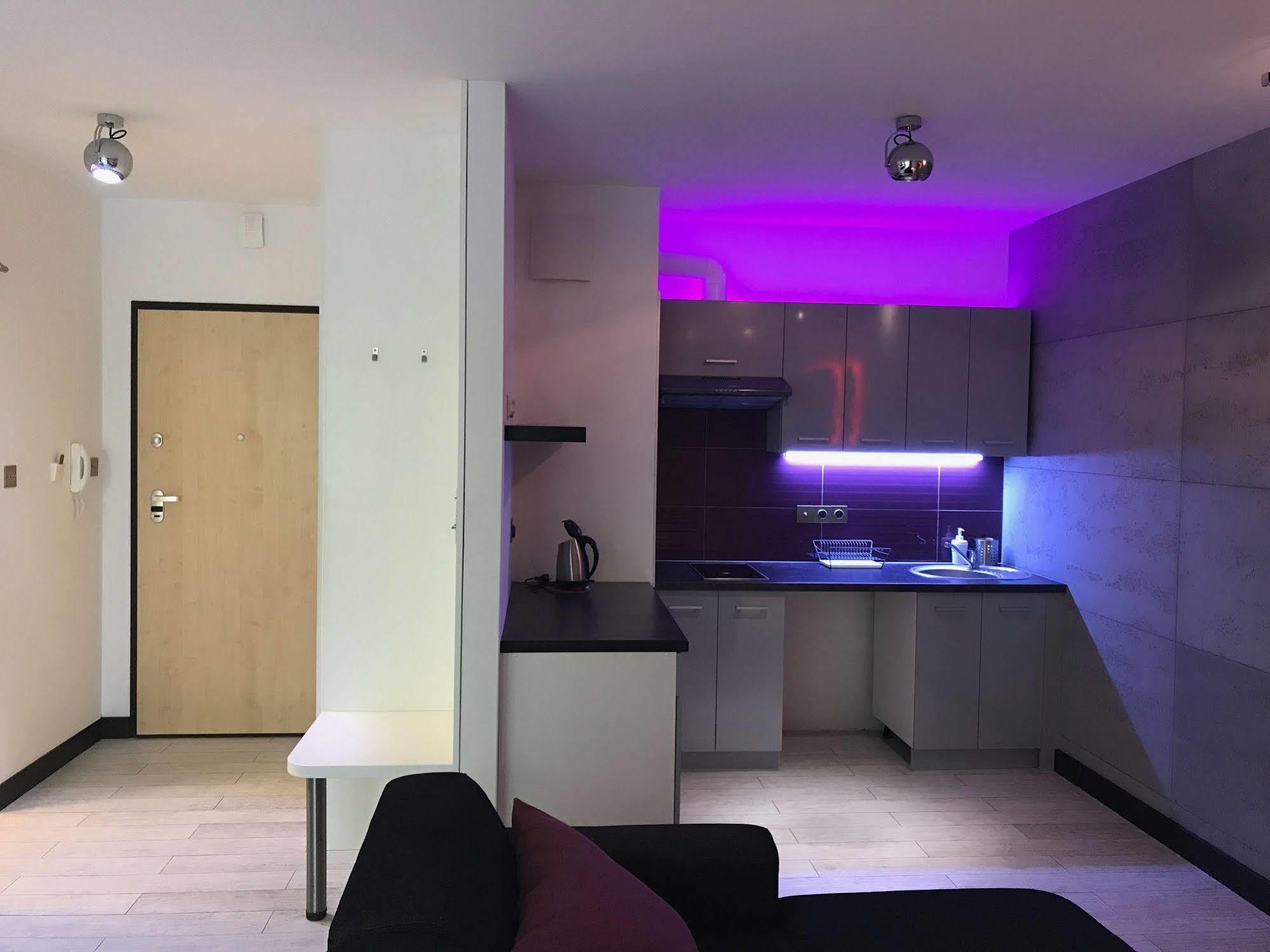 La Petite Apartments Гданск Екстериор снимка